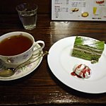 紅茶とフローズンケーキ抹茶        （by チィッカ）