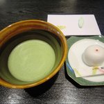 抹茶とお菓子        （by かんみ♪）