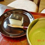 鯨羊羹の抹茶セット        （by ハリ造）