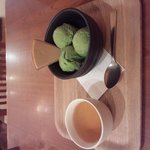 抹茶アイス・ほうじ茶付き        （by ☆me☆）