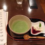 豆乳のお抹茶とケーキ♪        （by violist）